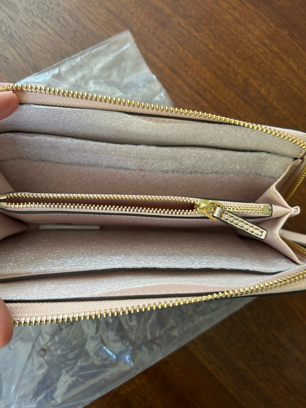 Tory Burch Quilted Metallic Zip Continental Wallet - Rose Gold - Picture 5 of 7